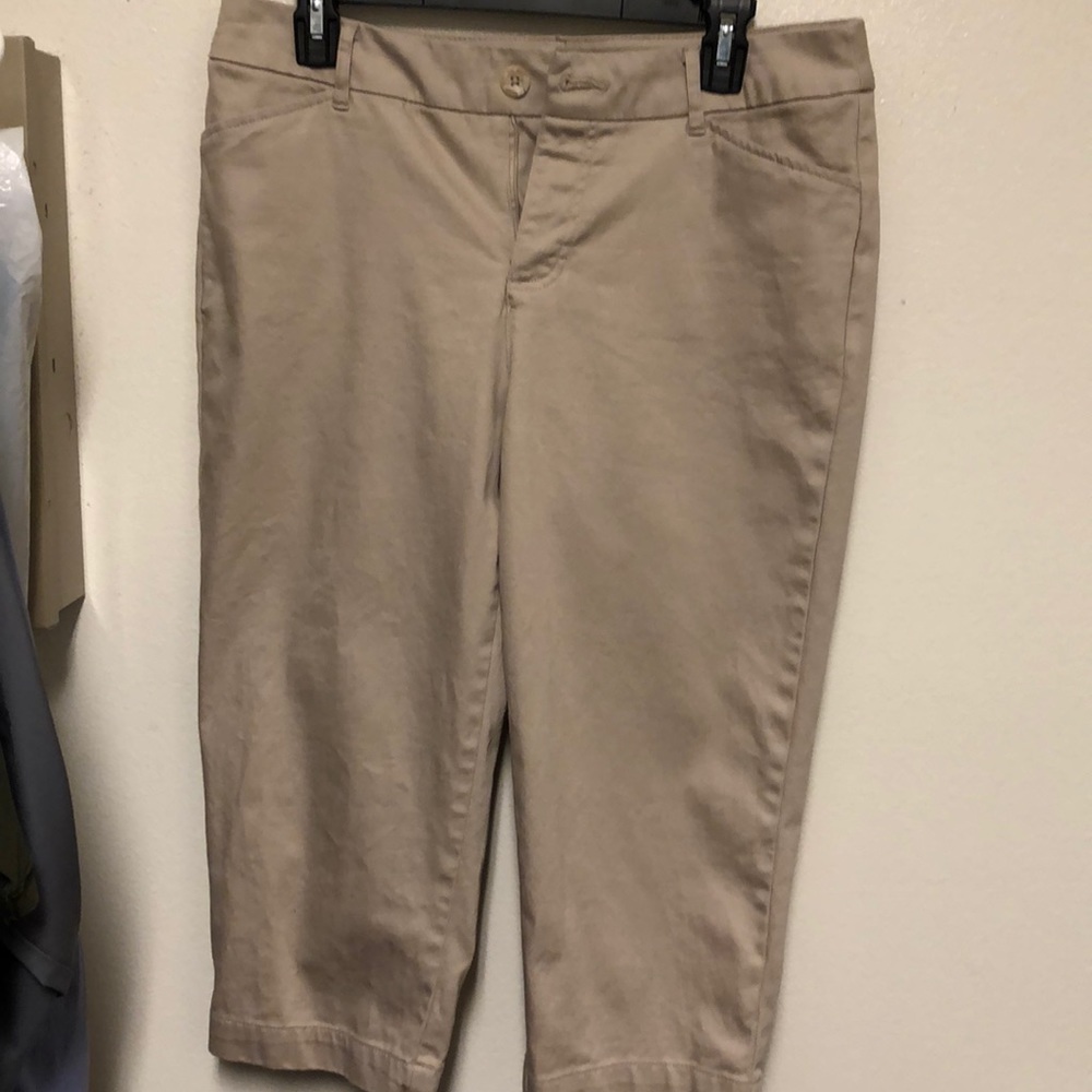 St. John’s Bay Khaki Capris